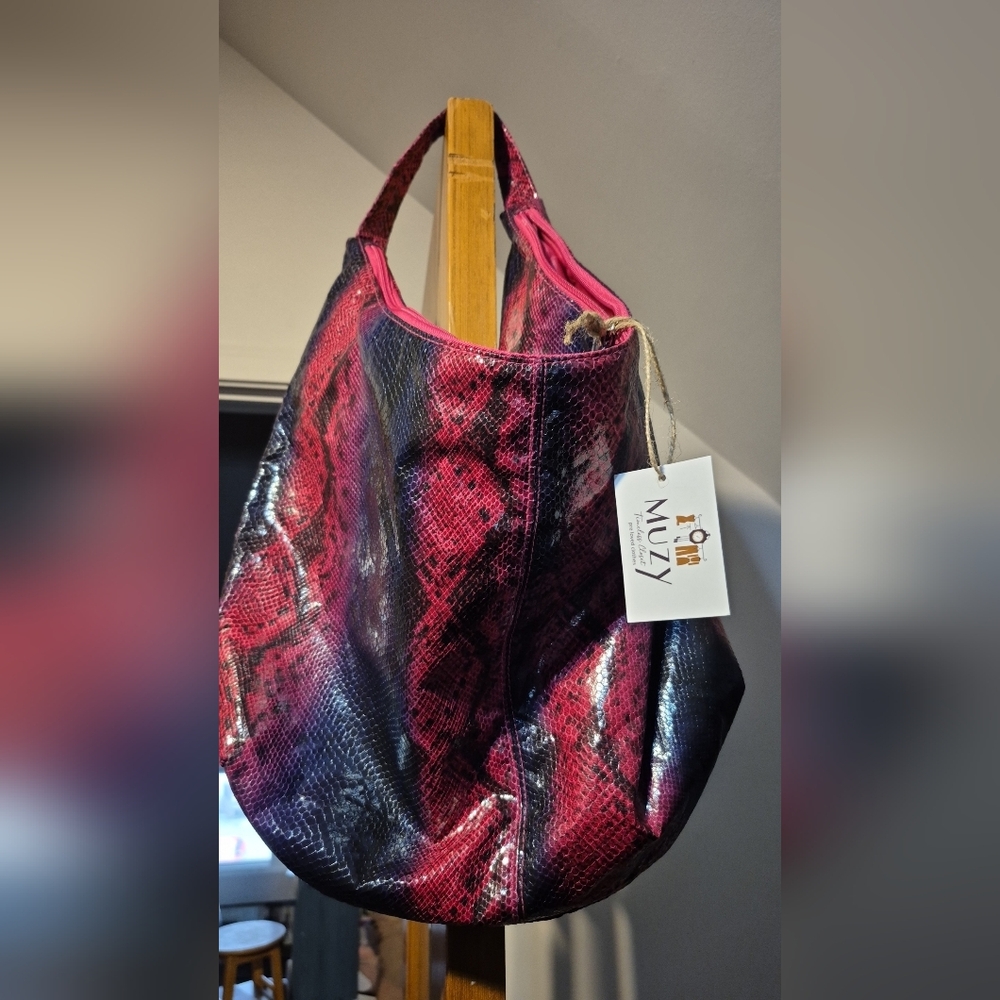 Pink Snakeskin-Print Women’s Shoulder Bag